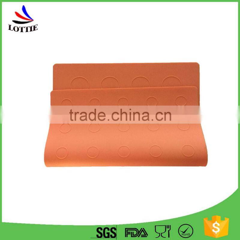 FDA grade wave pattern heat insulation pad meal mat hollow circular silica gel pad