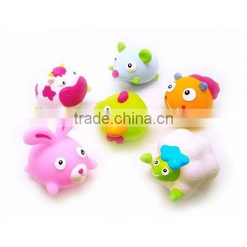 Water spray toys animal series sets bath toy for baby