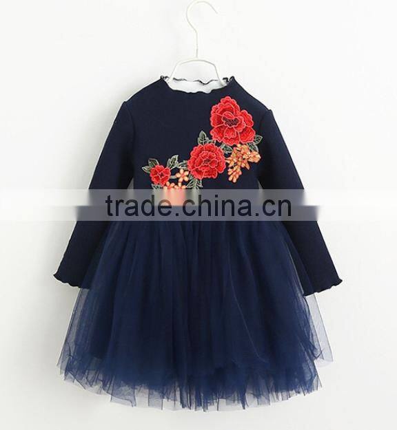 The new autumn and winter children 's clothing girls' long - sleeved lace dress