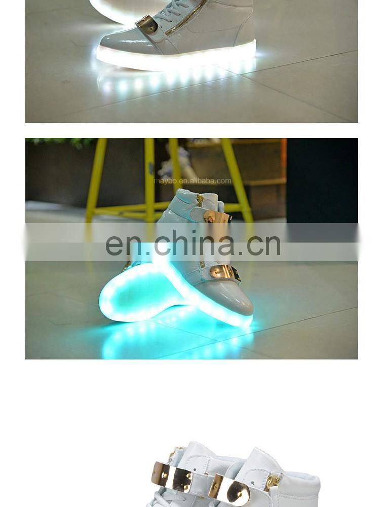 Wholesale footwear New design Ladies light shoes Men women dancing shoes luminous high cut LED shoes sneakers