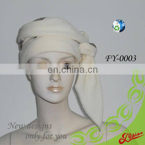Custom-made Square-printed Fashion Polyester Shawl with fringes
