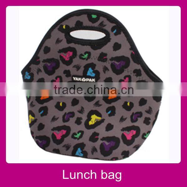 Made in China Neoprene freezable lunch bag with zip closure