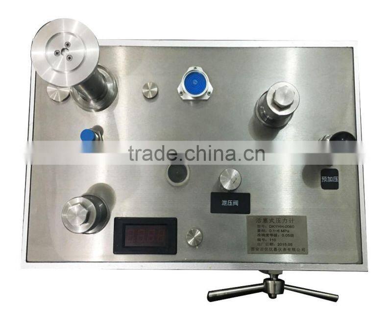 China manufacturer Hydraulic Dead-Weight Tester 0-700 BAR