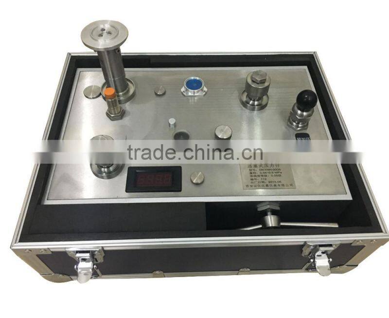 China manufacturer Hydraulic Dead-Weight Tester 0-700 BAR