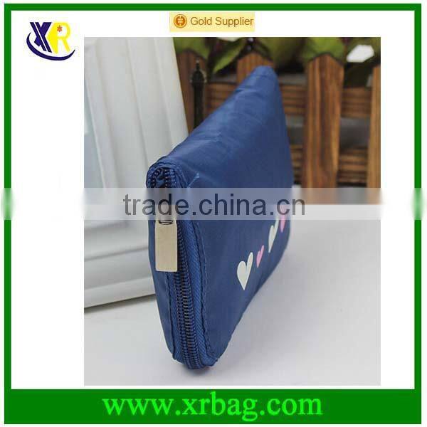 Manufacturer provide carrying foldable zipper shopping bags with logo