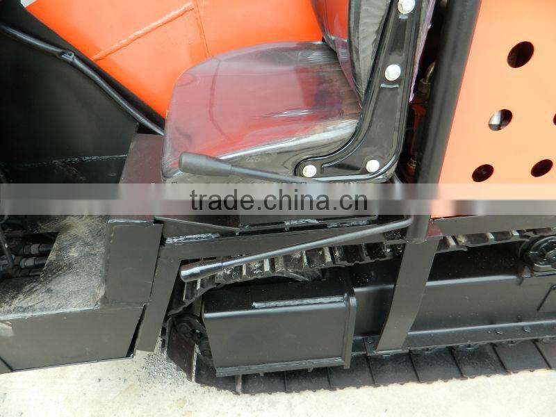 Excavating crawler mining loader tunnel mucking machine with scraper