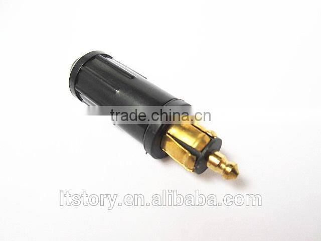 Black color car Merit 12V Rated Voltage 0-35V DC Max Current 16A Power Plug power socket