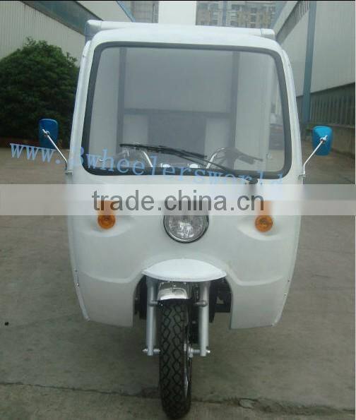 Chinese With Closed Cabin 500cc,600cc Cargo Tricycle Motorcycle for Sale