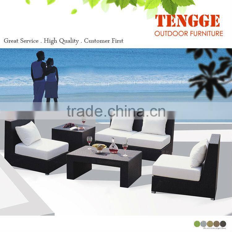 Modern Cheap Outdoor Rattan Sofa 4 Pieced Wicker Furniture Sofa Sets