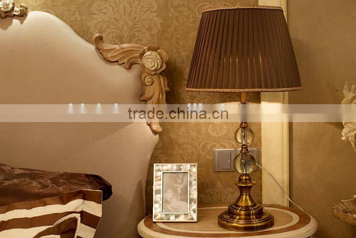 Brown color lampshade K9 crystal table lamp