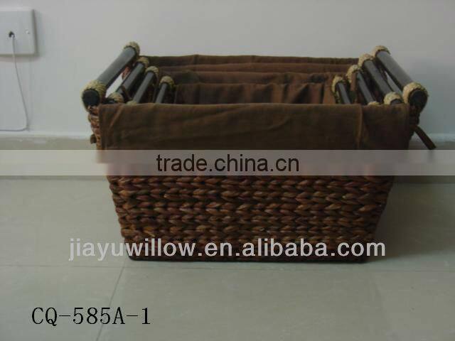 Natural water hyacinth storage baskets with wood handle
