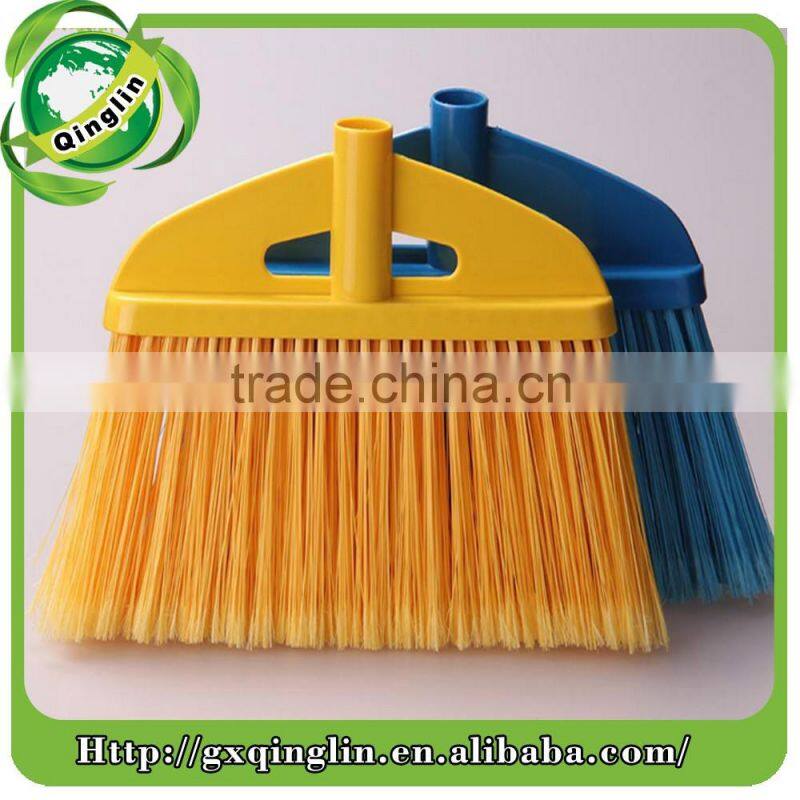 Broom dustpan function