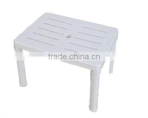 Plastic tea table