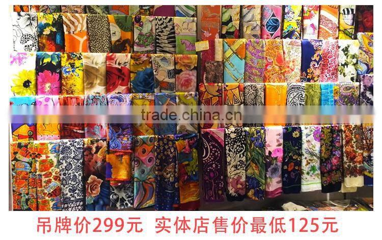 High Quality Customizable Digtial Printed Silk Scarf