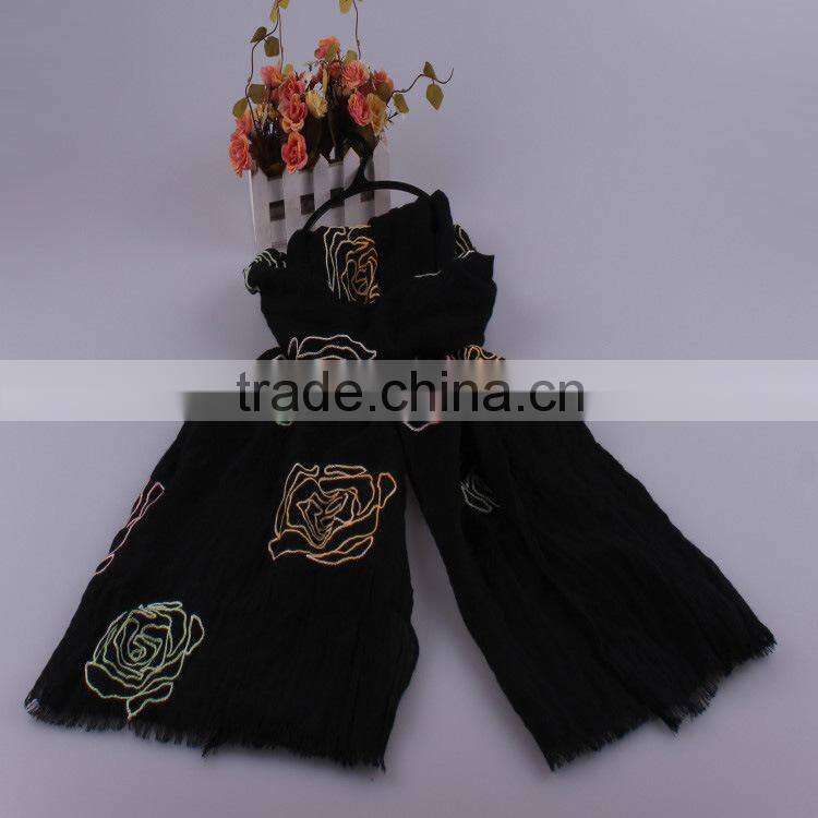 Wholesale Colorful Flower Cotton Women Fashion Embroidery Scarf With Tassel