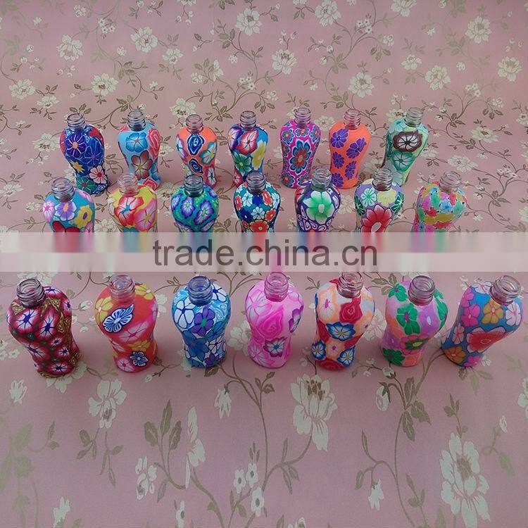 Shenzhen Lihome factory produce Micky hanging wooden cap car perfume bottle
