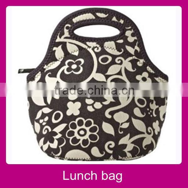 Made in China Neoprene freezable lunch bag with zip closure