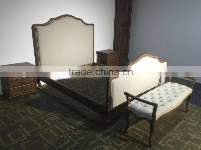 Classical style wooden frame king size bedroom furniture antique bed