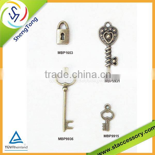 Wholesale Vessels Brzone Tone Key Charms Pendants Findings