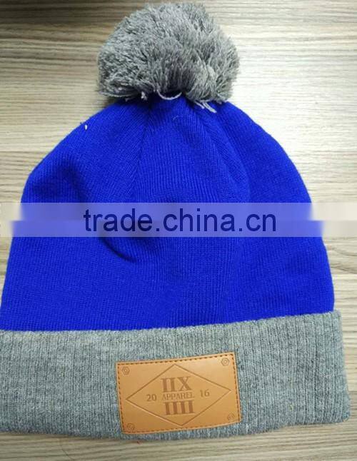 Free sample custom pom pom beanie hats wholesale with faux fur pom