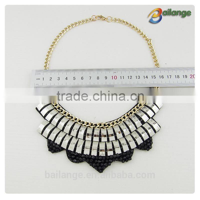 made in china fashion design crystal fashion collar with stones