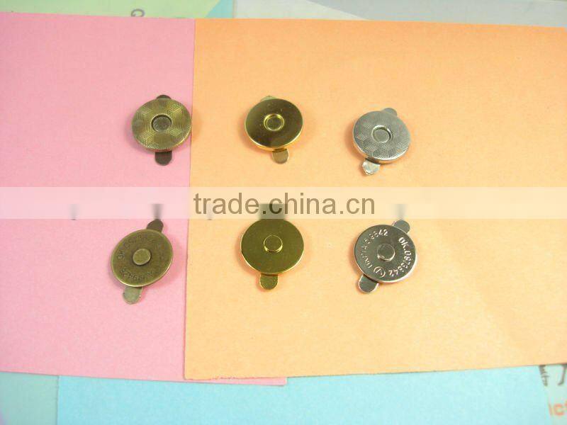 china manufacturer for 18mm magnetic button for handbag