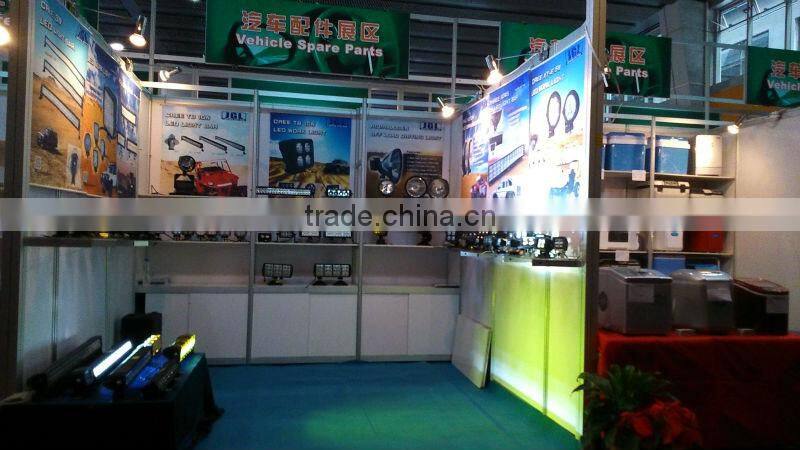 battery rechargeable 12w handhled spotlight for car repair