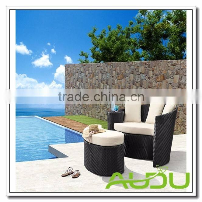 Audu Rattan Outdoor Daybed - Modular Black Rattan Daybed with Cushions