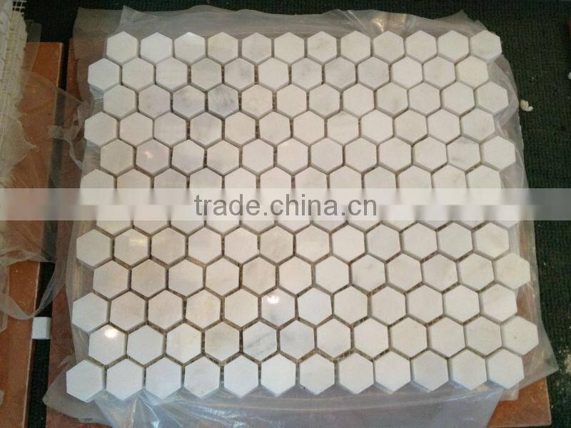Natural stone mosaic floor tile