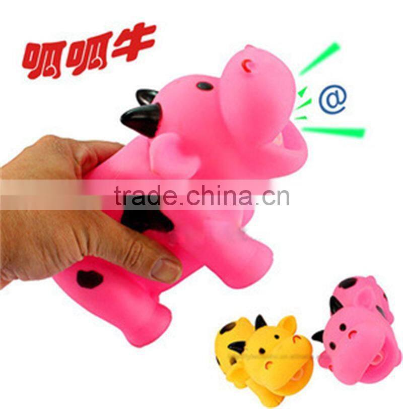 N297 hot vinyle scream cattle toys for venting