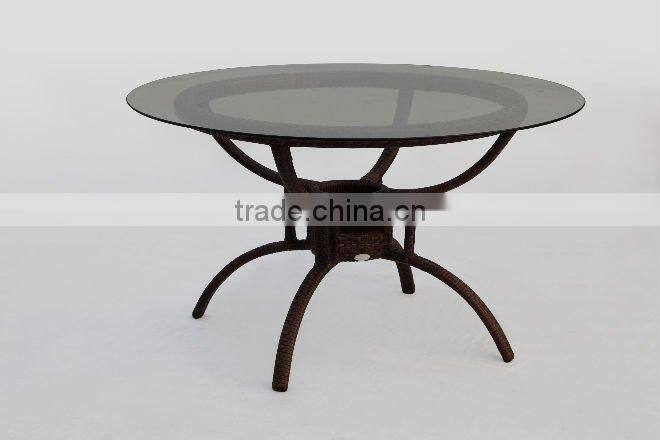 Good quality dining room big round table