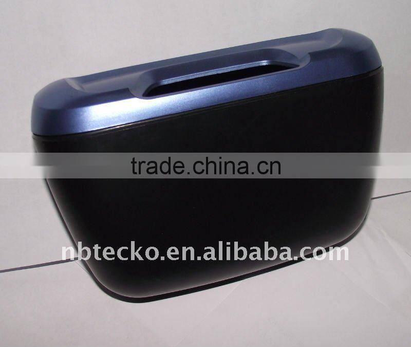 Plastic car trash bin
