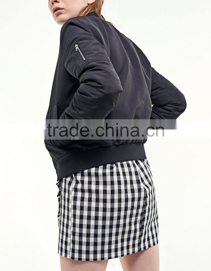 2017 New fashion design classic 100% polyester zipper black custom bomber jackets