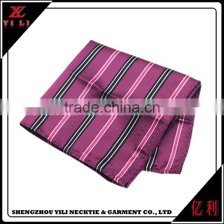 Popular design custom cheap 100% pocket square silk