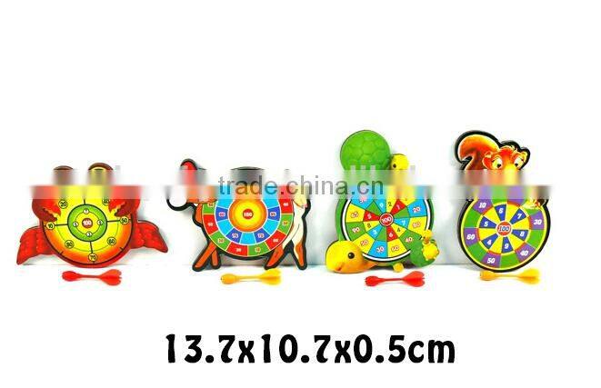 Plastic boomerang toy