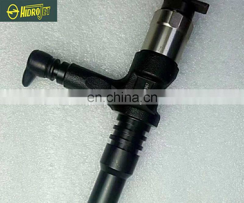 High Quality 095000-6070 fuel injector common rail injector 6251-11-3100 for PC400-8