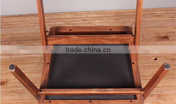 High Quality Wood Backrest Armrest Retro Relaxing Dining Room Chair Furniture