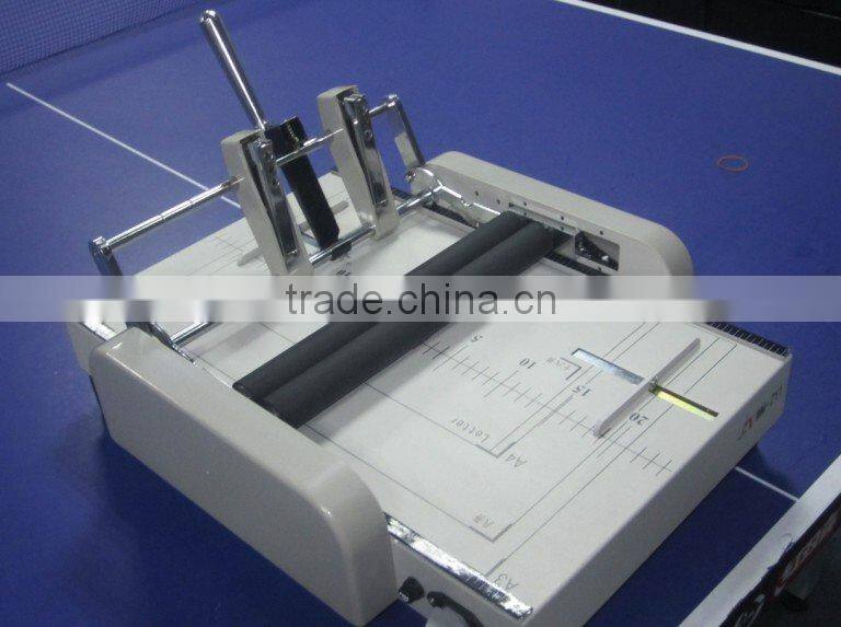 High speed paper folding machine