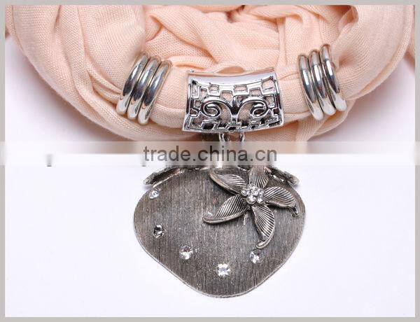 Metal Heart Pendant Necklace Scarf Fashion long Tassel