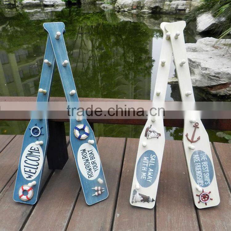 Hot selling eco-friendly handmade natural wooden clothes hook with cheap price