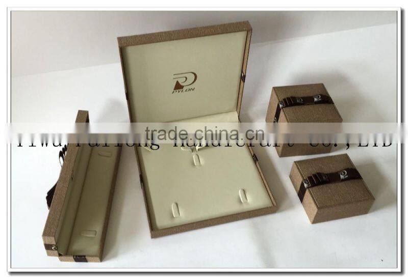 2016 popular plastic jewelry boxes manufacturer with high quality
