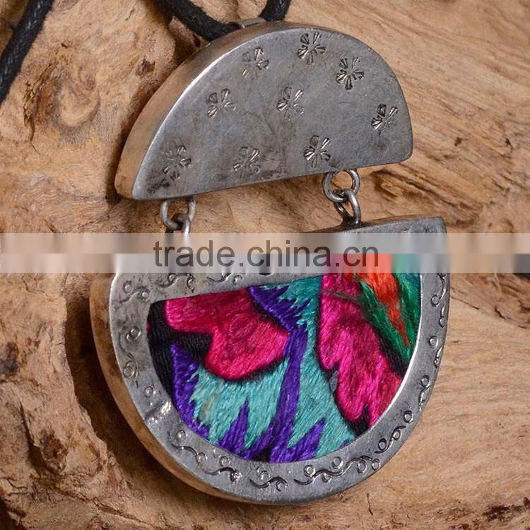 Fashion pendant necklace jewelry embroidery miao necklace used for women clothing