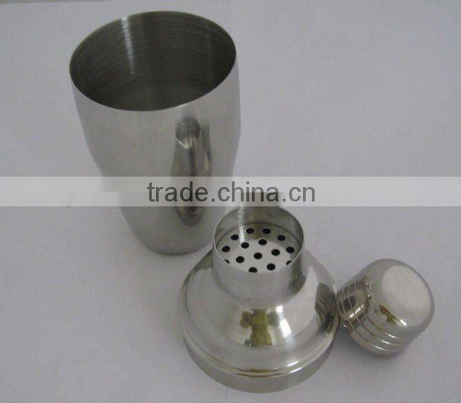 Stainless steel cocktail shaker