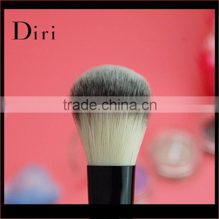 Wholesale price fashion foundation makeup brush
