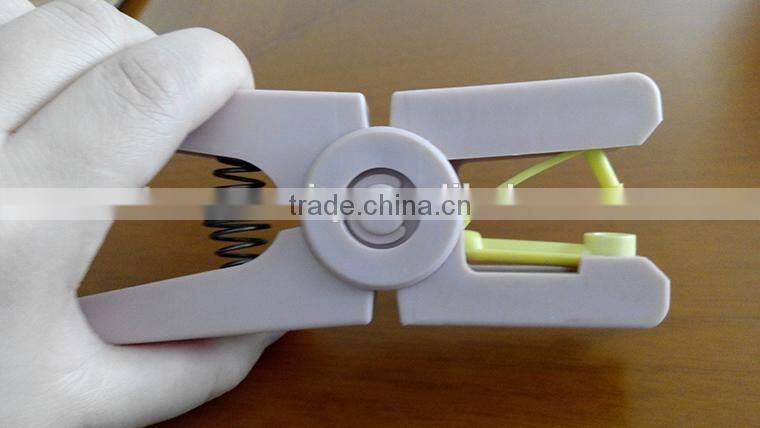 new type active track tag for animal identification