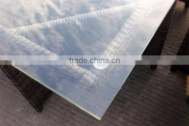 Viro rattan space saving cube dinning set