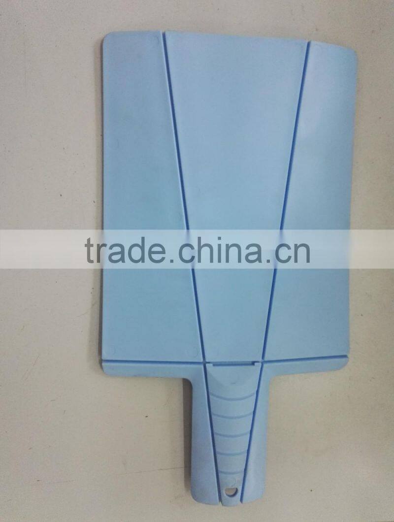 Foldable chopping board