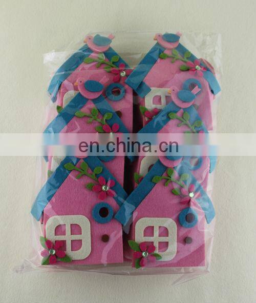 new design non-woven fabric basket with bird decorations
