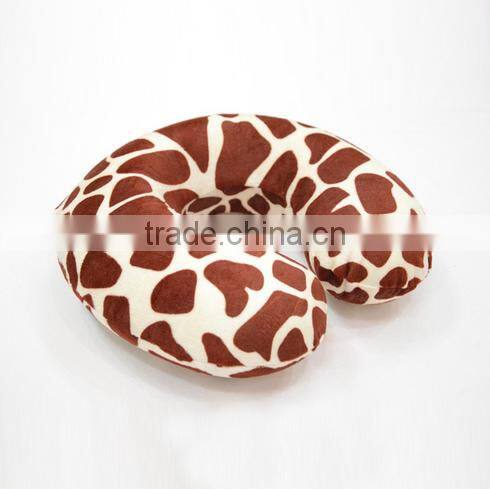 Lovely Memory Foam U-shape Neck Rest Pillow in Leopard Print