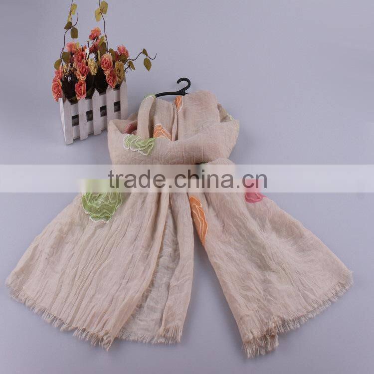 Wholesale Colorful Flower Cotton Women Fashion Embroidery Scarf With Tassel